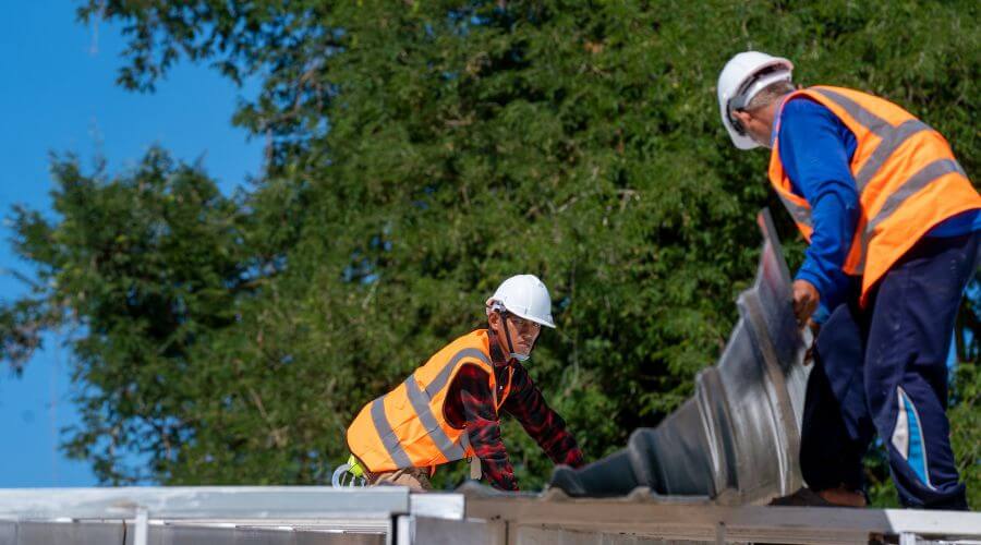 Professional new roof installation services in Benoit, MS